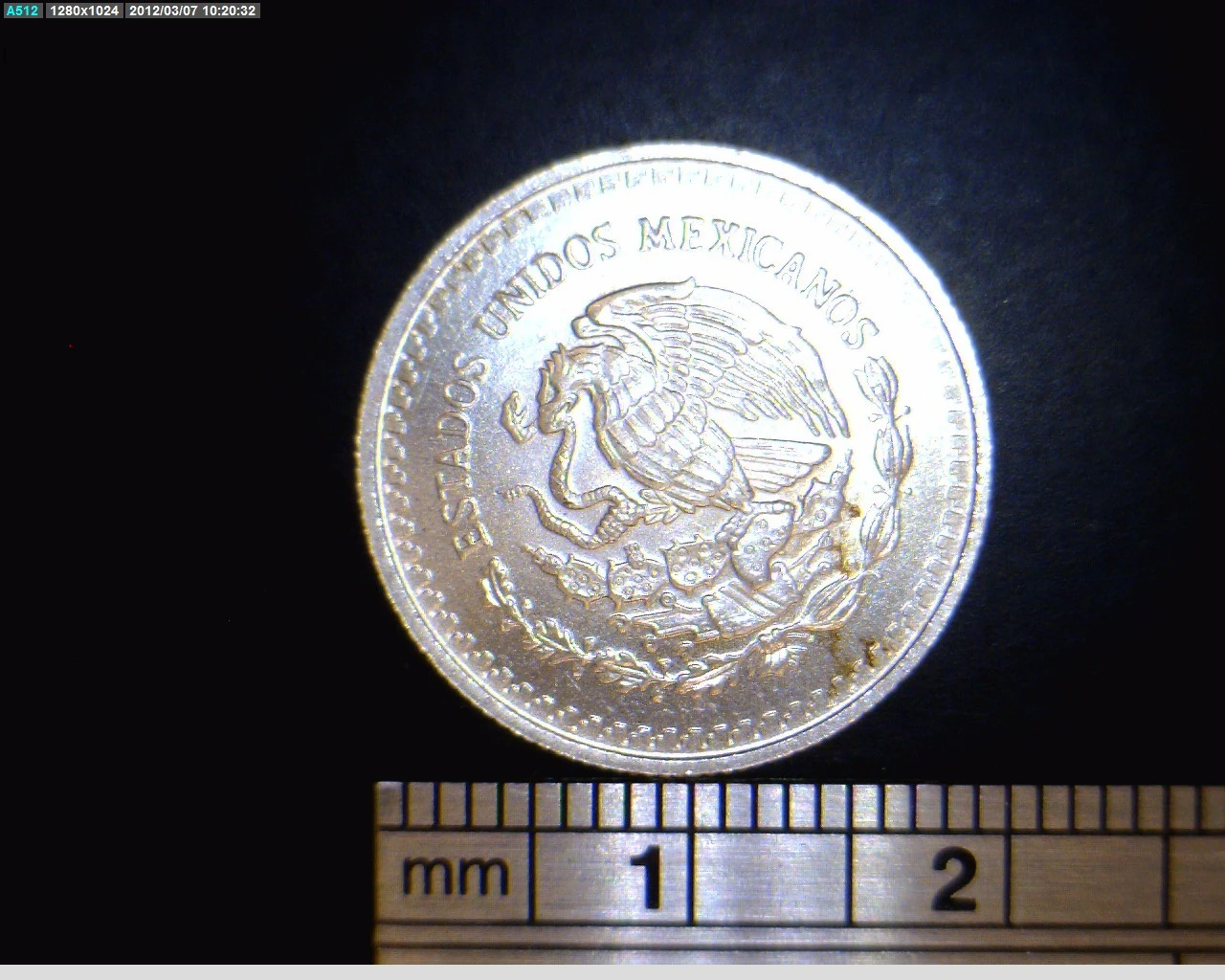Obverse of a Mexican 1991 tenth-ounce silver Libertad showing the national eagle and snake.