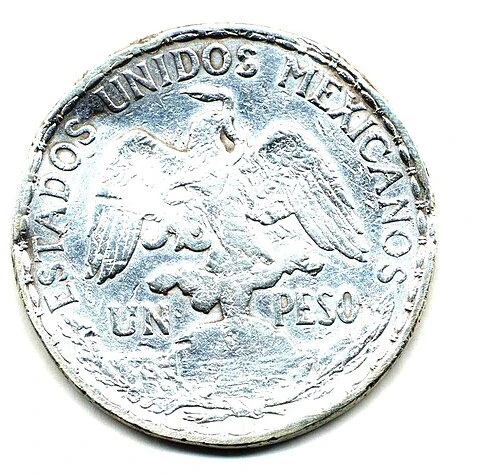 1911 Mexican Caballito Silver Peso obverse — national arms and UN PESO