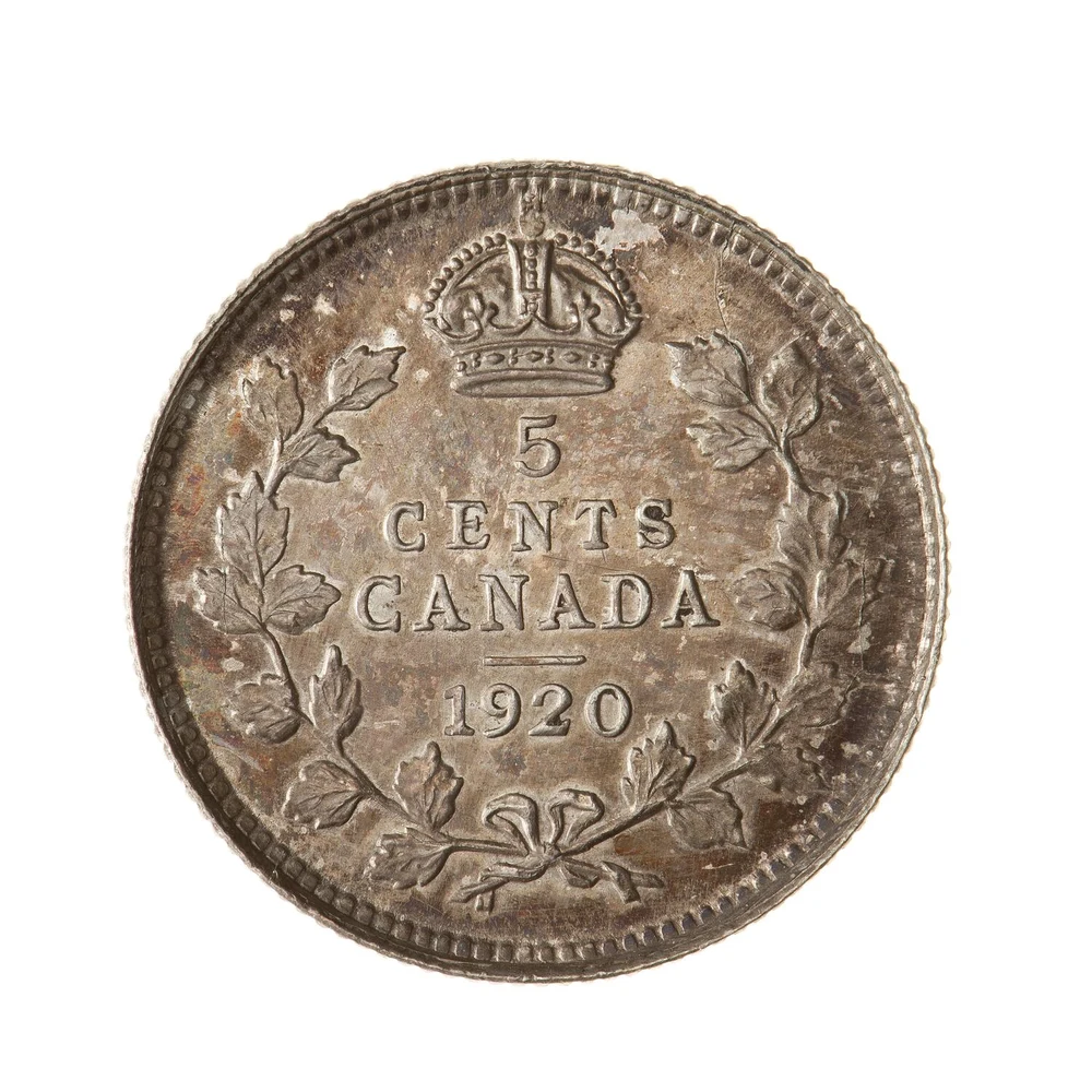 1920 Canadian silver five-cent reverse - 5 CENTS, CANADA and 1920 inside crossed maple boughs