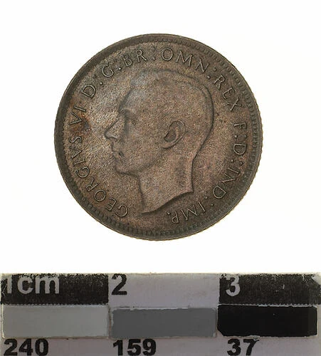 1946 Australian sixpence obverse with George VI facing left