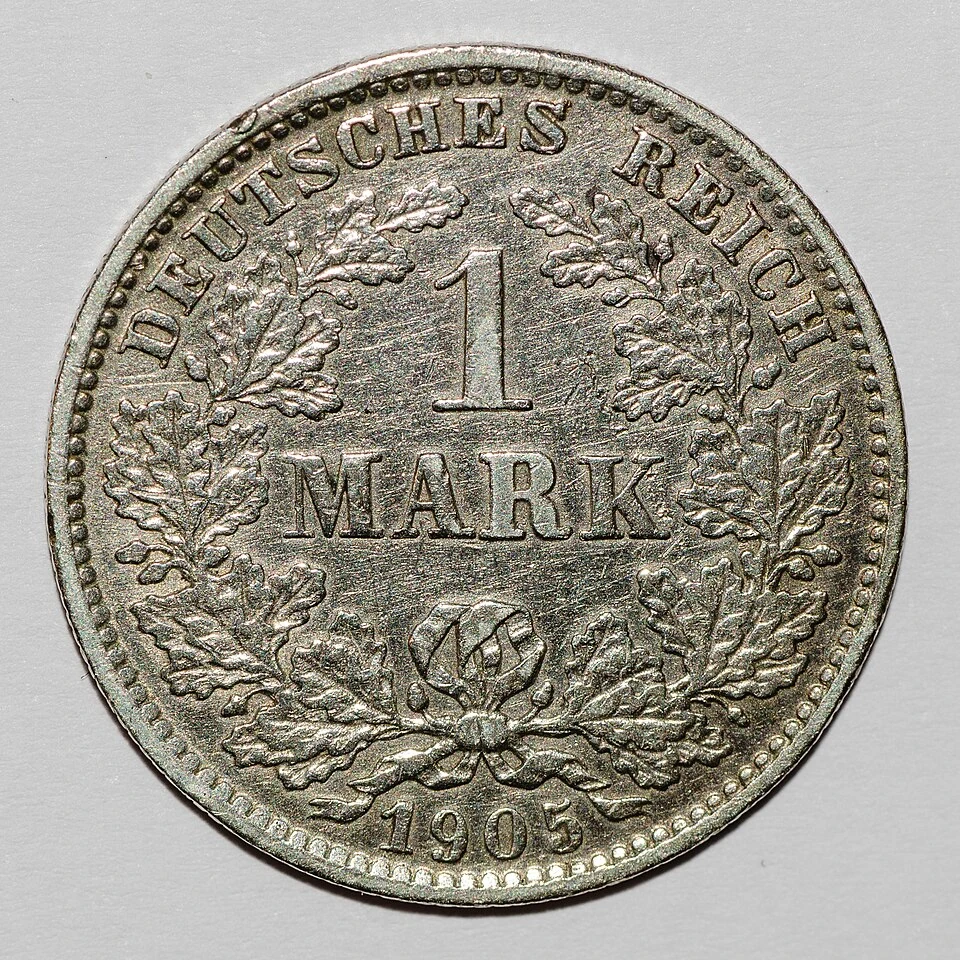 1905-G German Empire silver one mark obverse — denomination, wreath and date